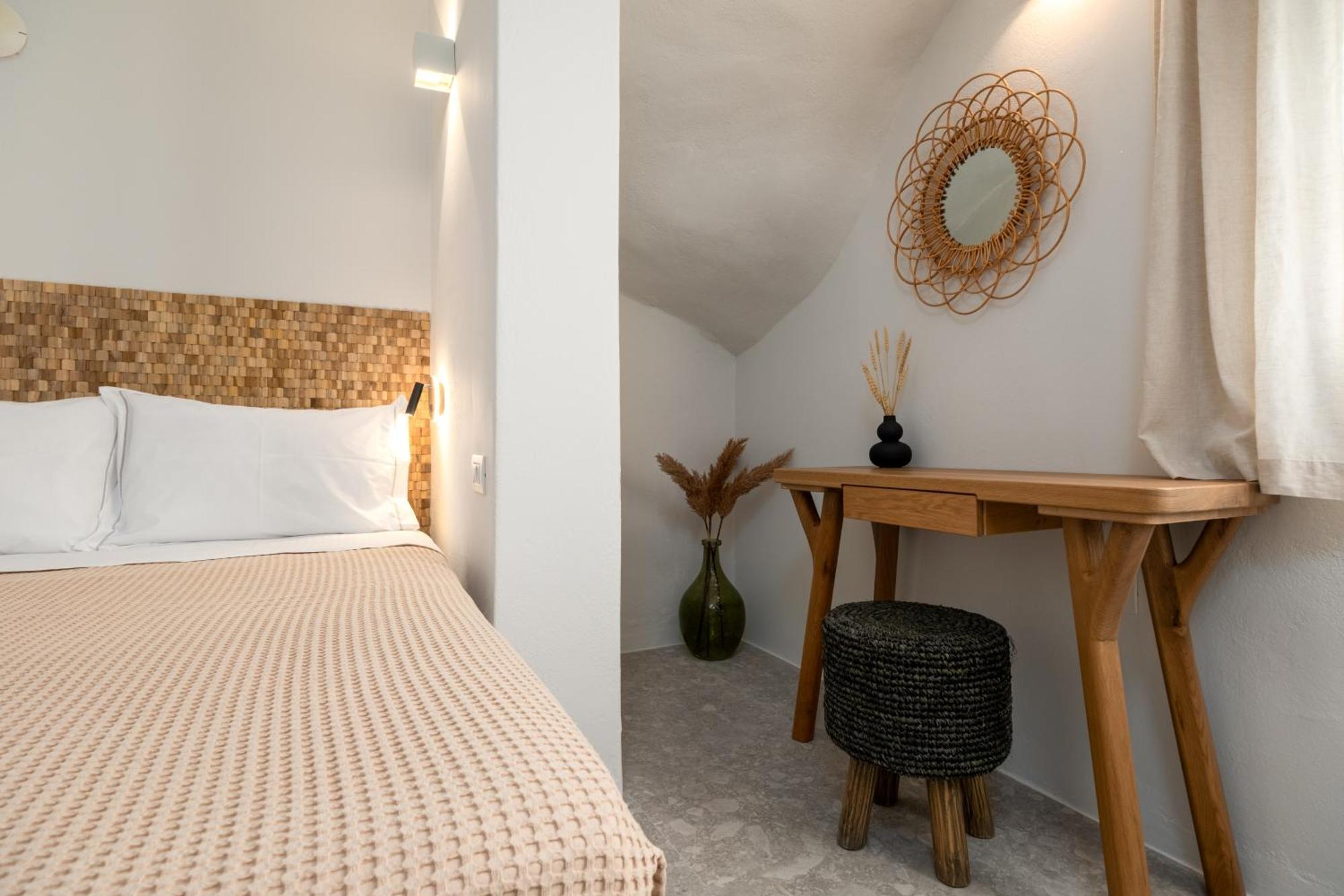 Sea & Sun Paros * Νάουσα